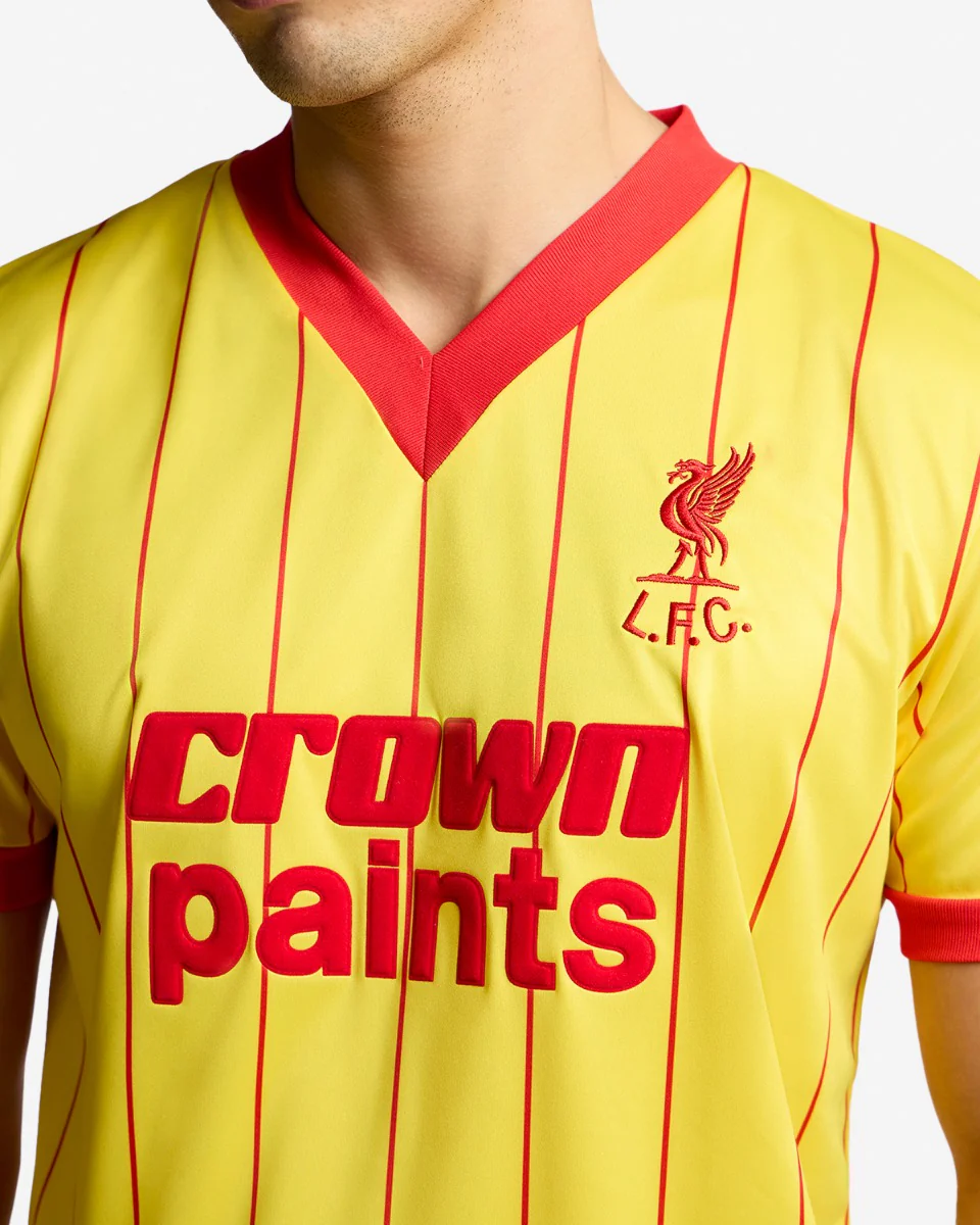 LFC Adults Retro 1982 Away Shirt - Image 5